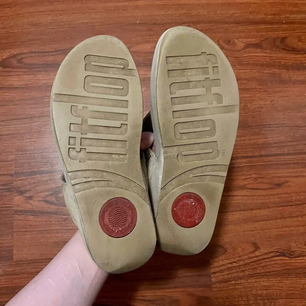 Fitflop Rhinestone Platform Flip Flops Size 9